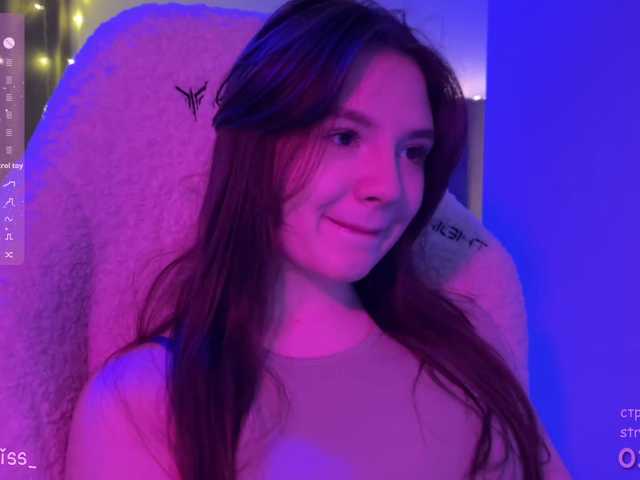 -FoxAlisa-'s BongaCams show and profile