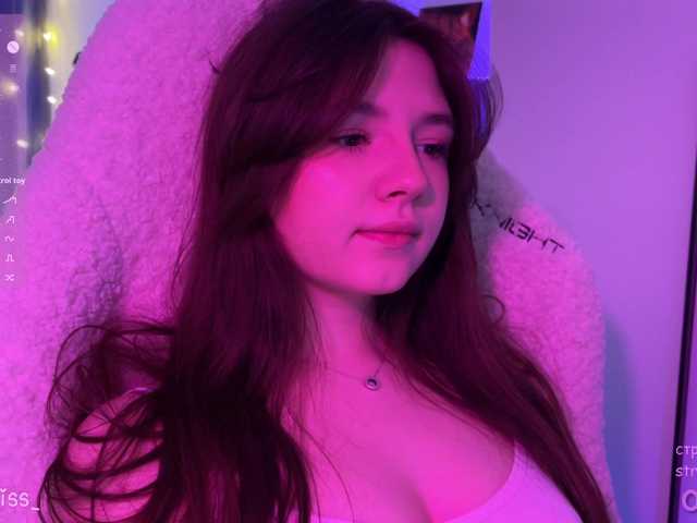 -FoxAlisa-'s BongaCams show and profile