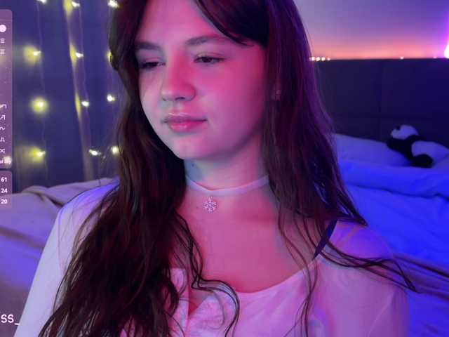 -FoxAlisa-'s BongaCams show and profile