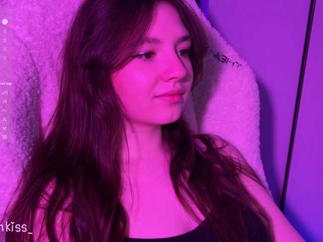 -FoxAlisa-'s BongaCams show and profile