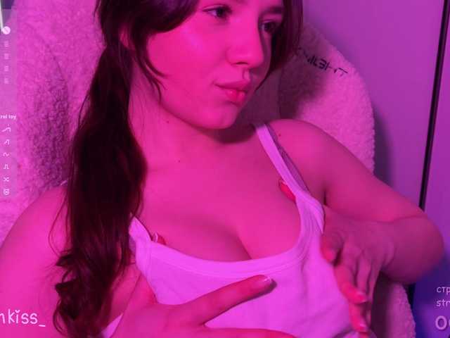 -FoxAlisa-'s BongaCams show and profile