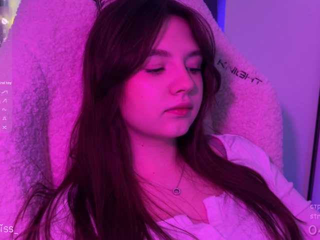 -FoxAlisa-'s BongaCams show and profile