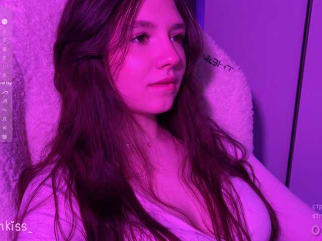 -FoxAlisa-'s BongaCams show and profile