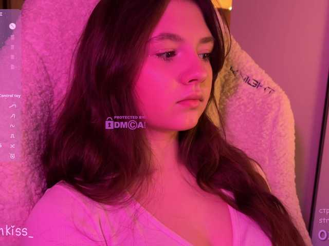 -FoxAlisa-'s BongaCams show and profile