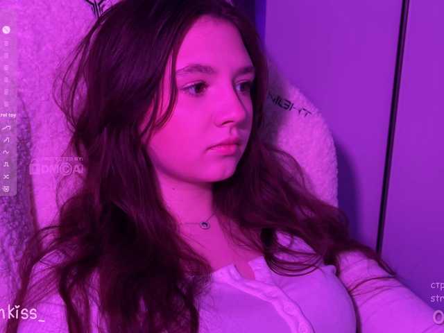 -FoxAlisa-'s BongaCams show and profile