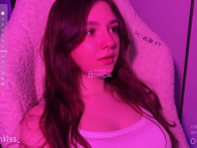 -FoxAlisa-'s BongaCams show and profile