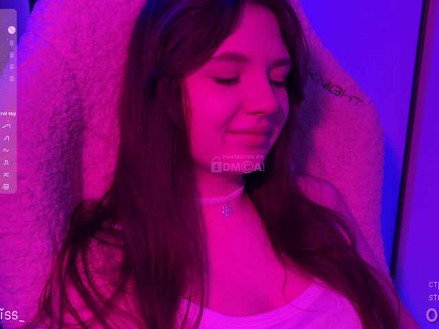 -FoxAlisa-'s BongaCams show and profile