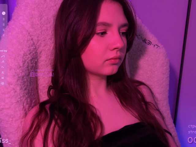 -FoxAlisa-'s BongaCams show and profile