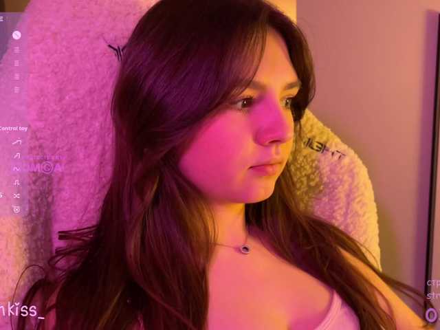 -FoxAlisa-'s BongaCams show and profile