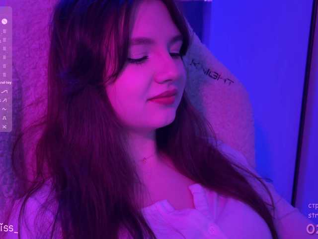 -FoxAlisa-'s BongaCams show and profile