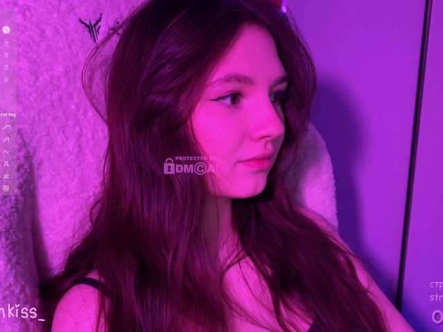 -FoxAlisa-'s BongaCams show and profile