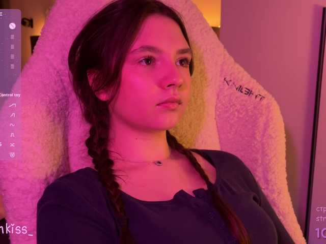 -FoxAlisa-'s BongaCams show and profile