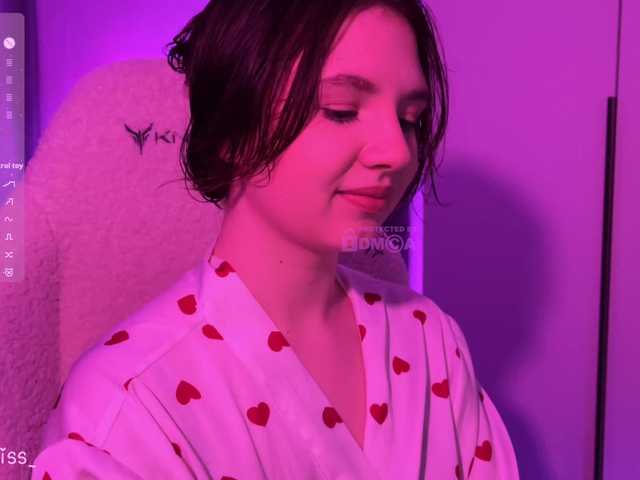 -FoxAlisa-'s BongaCams show and profile