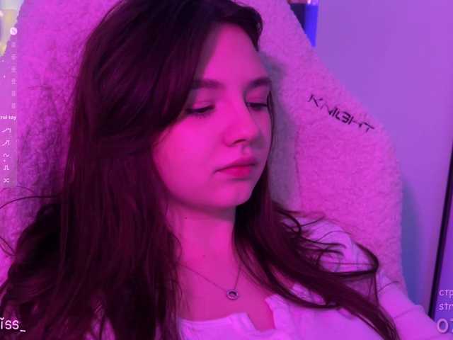 -FoxAlisa-'s BongaCams show and profile