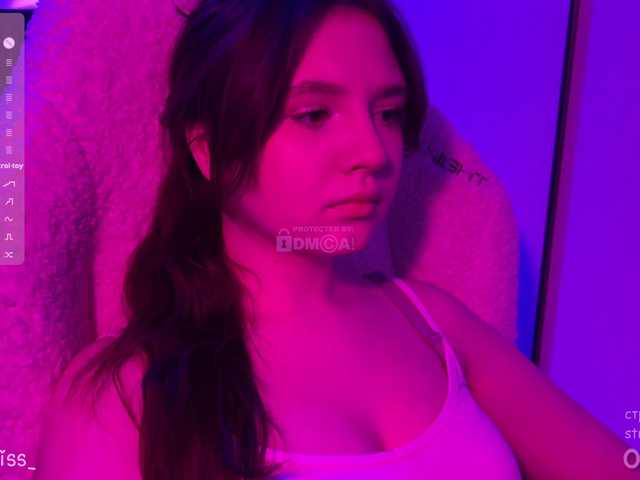 -FoxAlisa-'s BongaCams show and profile