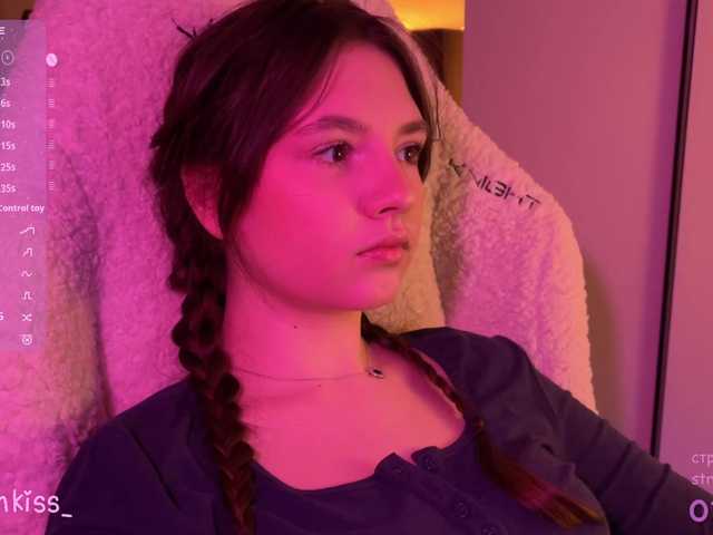 -FoxAlisa-'s BongaCams show and profile