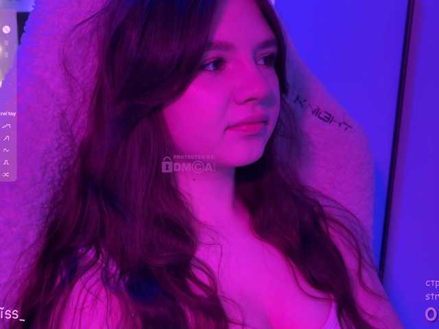 -FoxAlisa-'s BongaCams show and profile