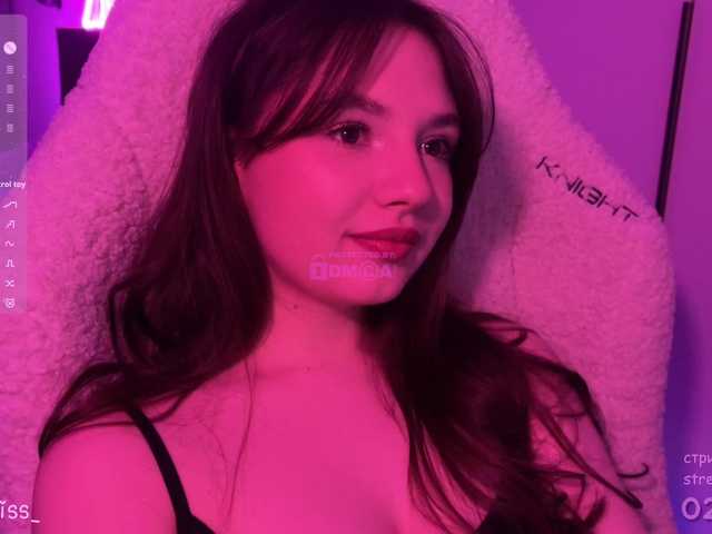 -FoxAlisa-'s BongaCams show and profile