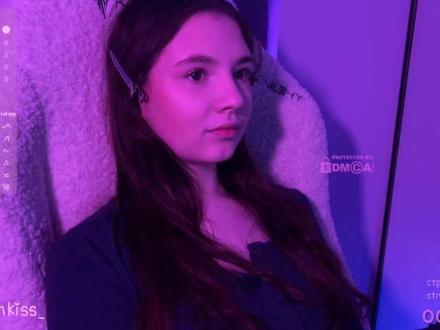 -FoxAlisa-'s BongaCams show and profile