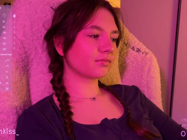 -FoxAlisa-'s BongaCams show and profile