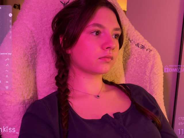 -FoxAlisa-'s BongaCams show and profile