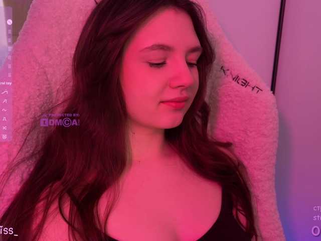 -FoxAlisa-'s BongaCams show and profile