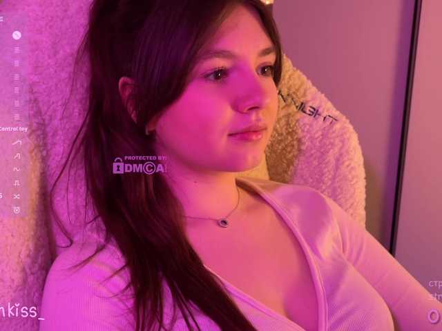 -FoxAlisa-'s BongaCams show and profile