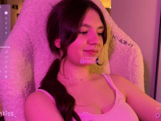 -FoxAlisa-'s BongaCams show and profile