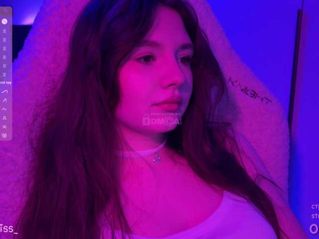 -FoxAlisa-'s BongaCams show and profile