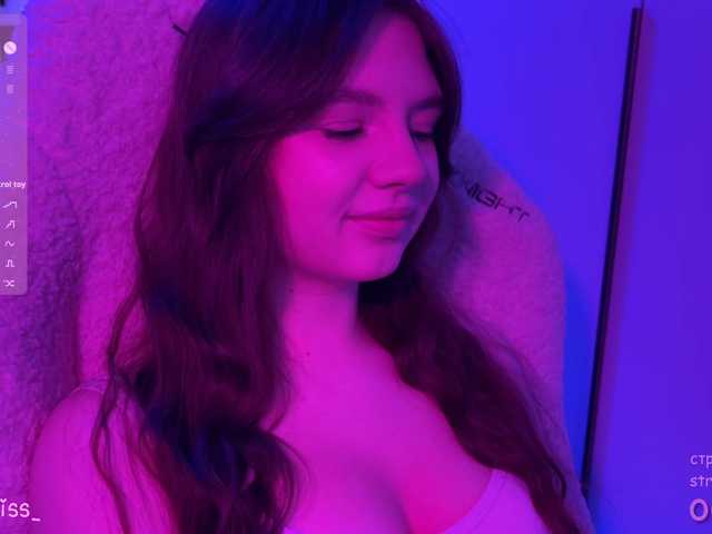 -FoxAlisa-'s BongaCams show and profile