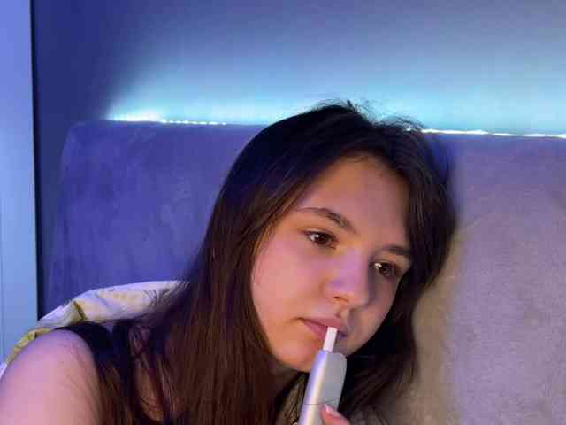 AlisaRichGold webcam