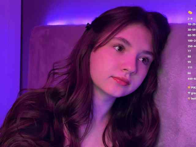 -FoxAlisa- Live Webcam on BongaCams