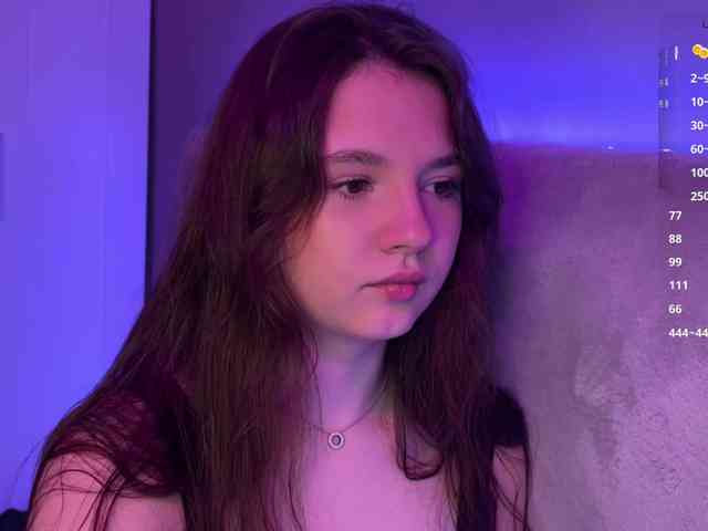 -FoxAlisa- Live Webcam on BongaCams