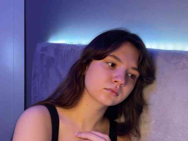 AlisaRichGold webcam