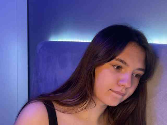 AlisaRichGold webcam