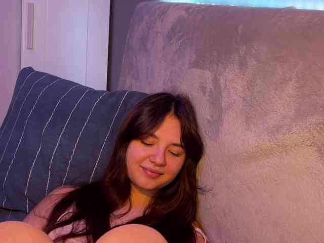 AlisaRichGold webcam