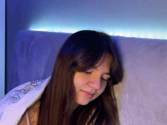 AlisaRichGold webcam