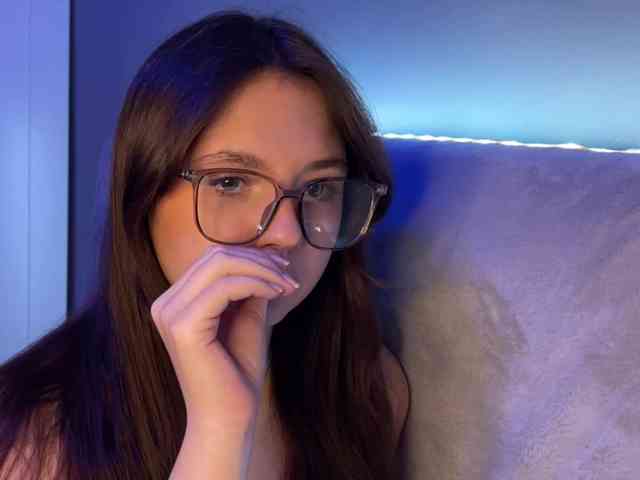 AlisaRichGold webcam