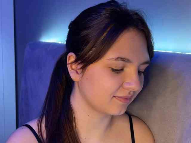 AlisaRichGold webcam