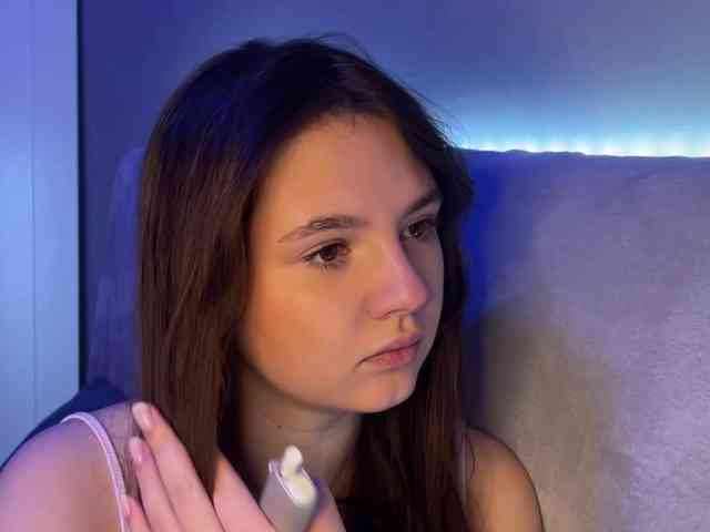 AlisaRichGold webcam