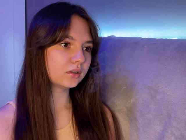 AlisaRichGold webcam