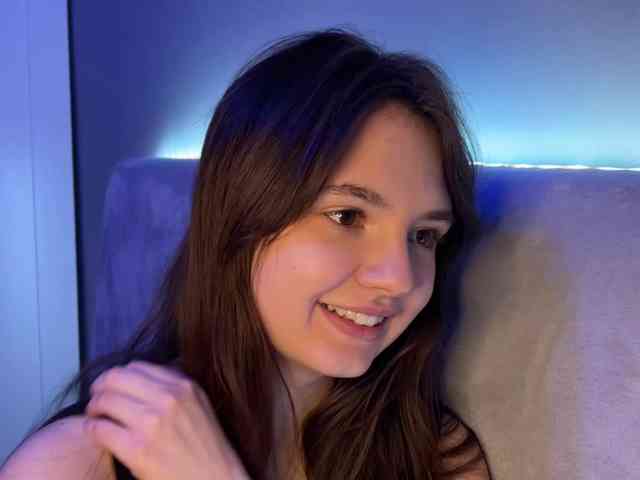 AlisaRichGold webcam