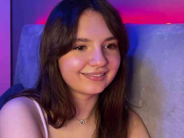 AlisaRichGold webcam