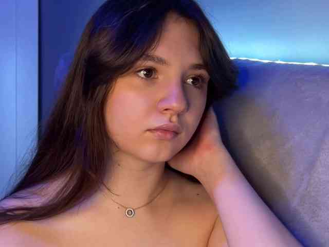 AlisaRichGold webcam