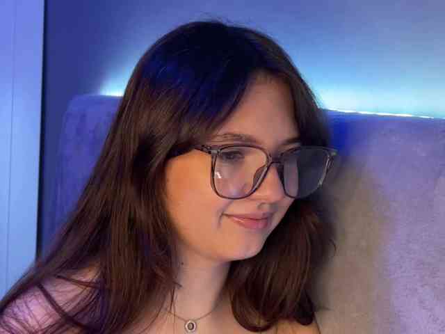 AlisaRichGold webcam