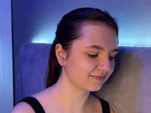 AlisaRichGold webcam