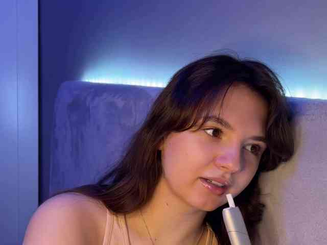 AlisaRichGold webcam