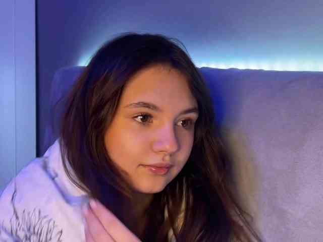 AlisaRichGold webcam