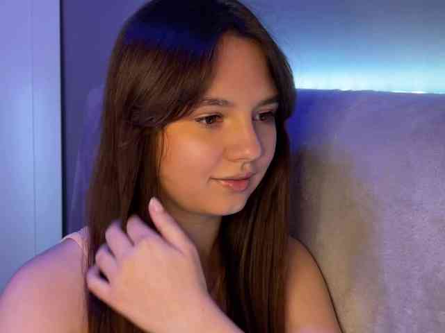 AlisaRichGold webcam