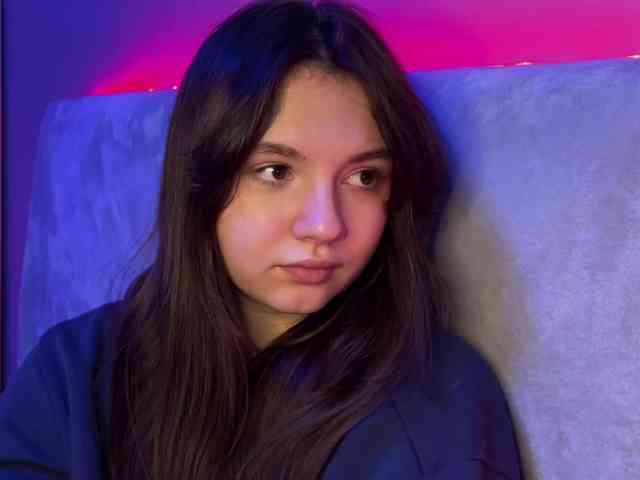 AlisaRichGold webcam